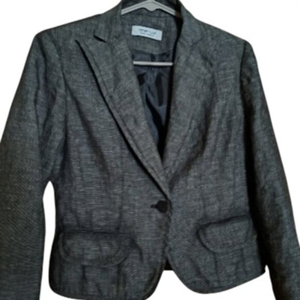 Size 4, Emanuel Ungaro cropped jacket